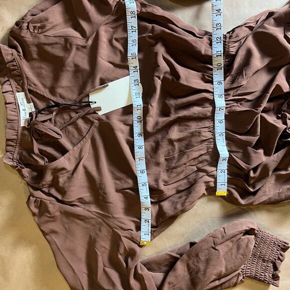 Vine & Love Dress Brown Ruffle sleeves and skirt with tie front - Picture 9 of 9